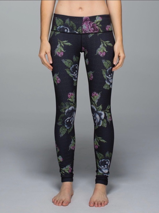lululemon athletica Pants - lululemon athletica Wunder Under Pant Black Floral Leggings Sz 6
